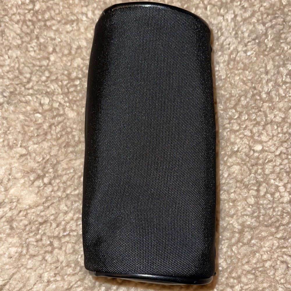 GUCCI Authentic Bamboo cosmetic pouch. - Picture 5 of 6